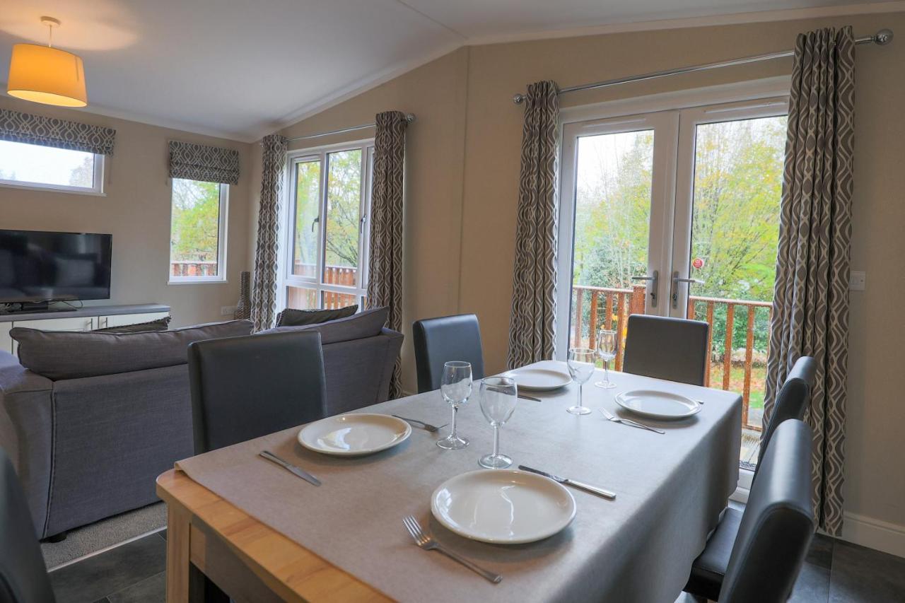 Charming Copse Corner Lodge - Spa Resort - Devon Chudleigh Экстерьер фото