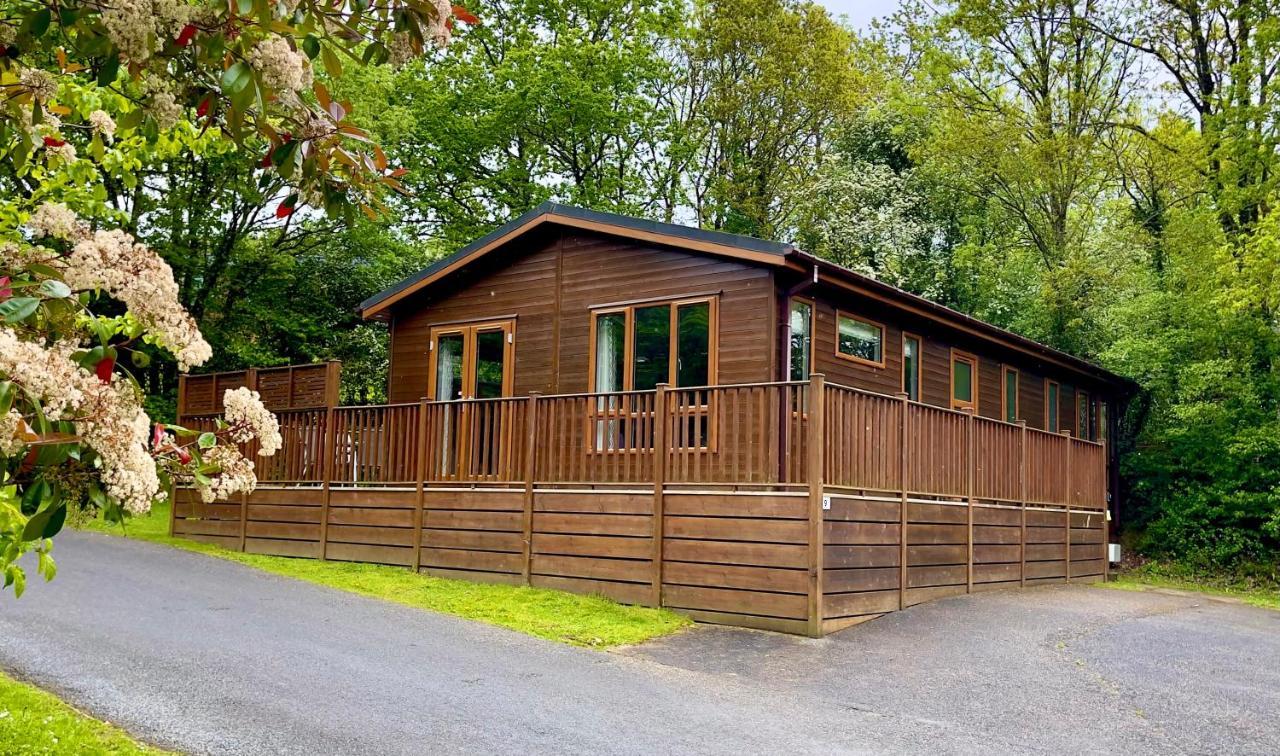 Charming Copse Corner Lodge - Spa Resort - Devon Chudleigh Экстерьер фото