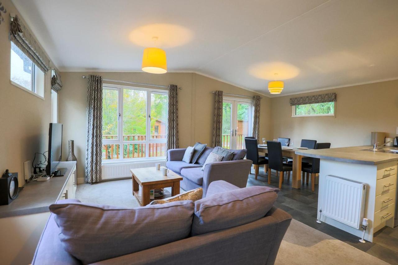 Charming Copse Corner Lodge - Spa Resort - Devon Chudleigh Экстерьер фото