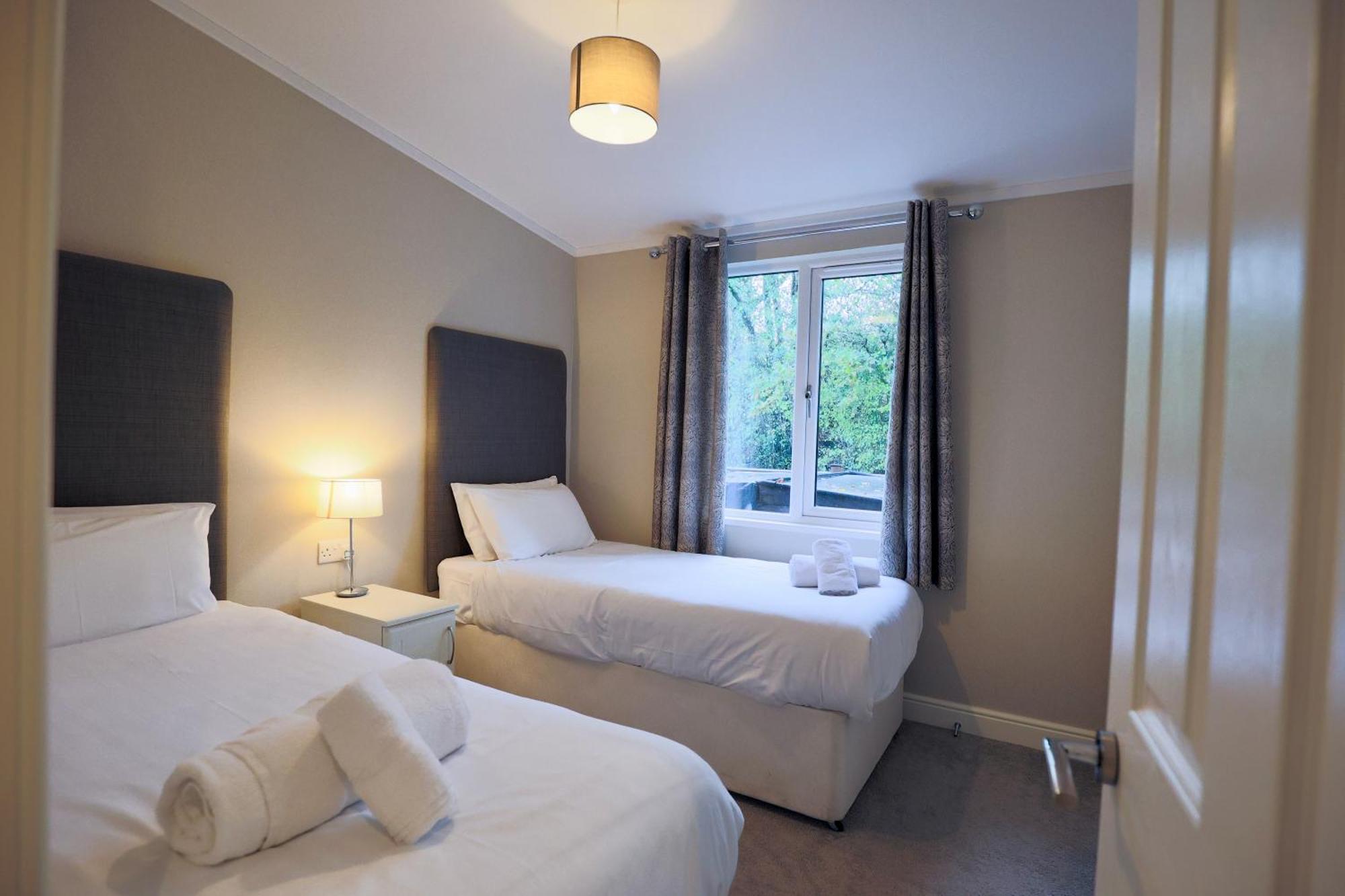 Charming Copse Corner Lodge - Spa Resort - Devon Chudleigh Экстерьер фото